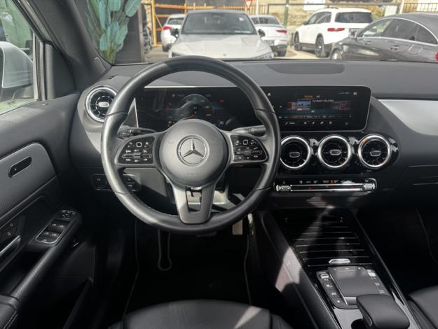 MERCEDES-BENZ GLA 200 d Business Line  