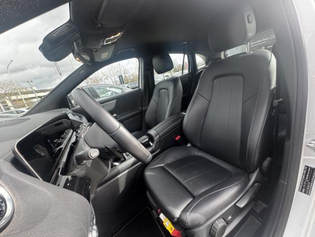 MERCEDES-BENZ GLA 200 d Business Line  