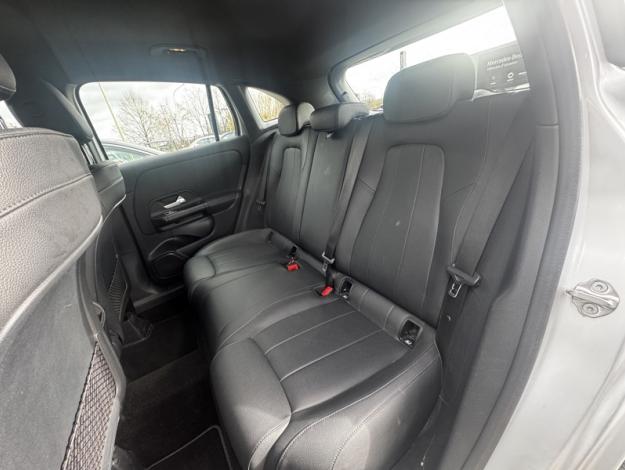 MERCEDES-BENZ GLA 200 d Business Line  