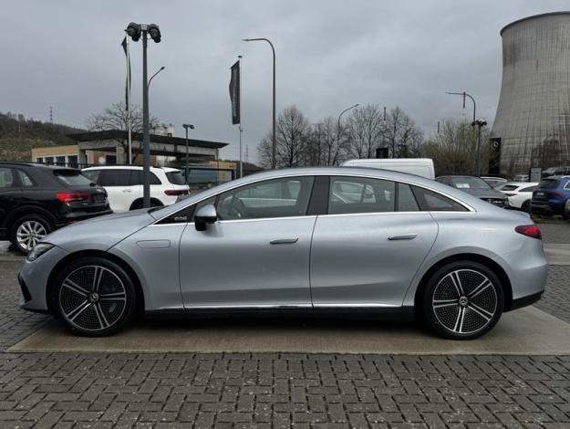 MERCEDES-BENZ EQE EQE 300