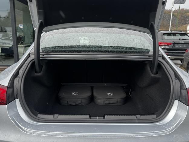 MERCEDES-BENZ EQE EQE 300