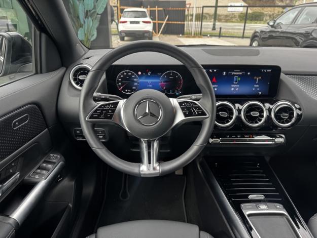 MERCEDES-BENZ GLA 180 d Business Line  