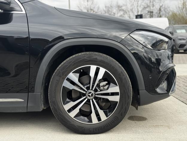 MERCEDES-BENZ GLA 180 d Business Line  