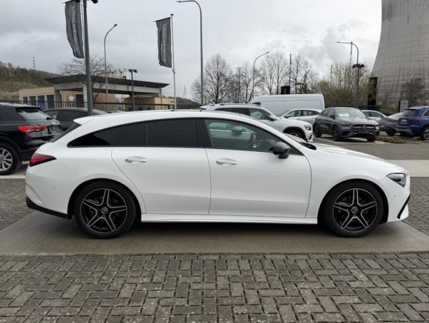MERCEDES-BENZ CLA 180 CLA 180 d Shooting Brake AMG Line  