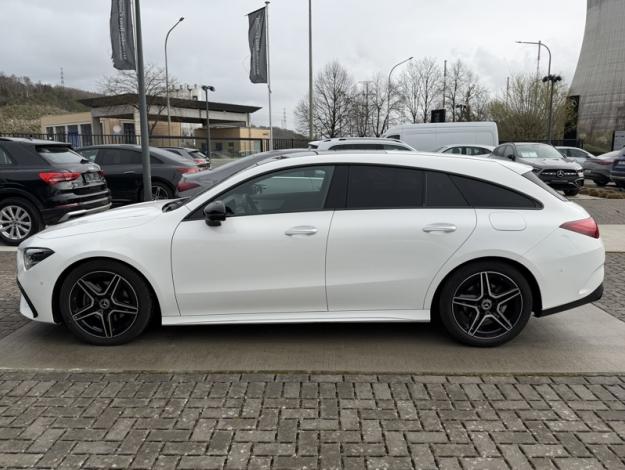 MERCEDES-BENZ CLA 180 CLA 180 d Shooting Brake AMG Line  