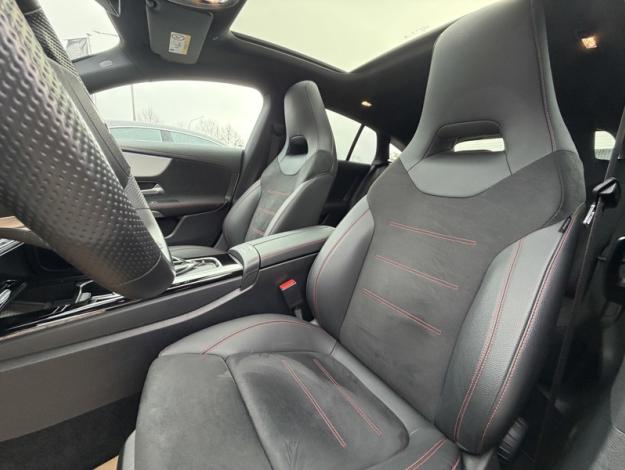 MERCEDES-BENZ CLA 180 CLA 180 d Shooting Brake AMG Line  