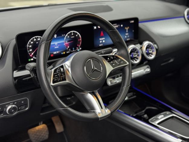 MERCEDES-BENZ B 180 d Luxury Line  