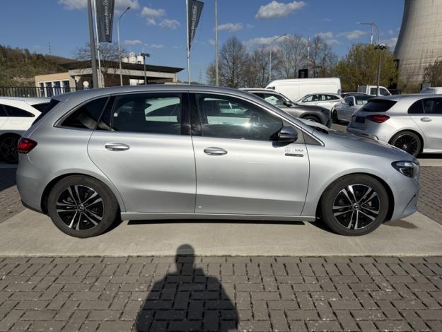 MERCEDES-BENZ B-Klasse B 180 d