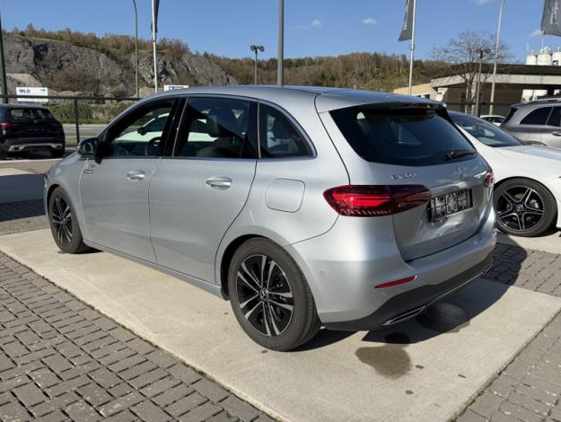 MERCEDES-BENZ B-Klasse B 180 d