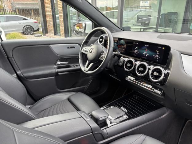 MERCEDES-BENZ GLA 180 d Luxury Line  