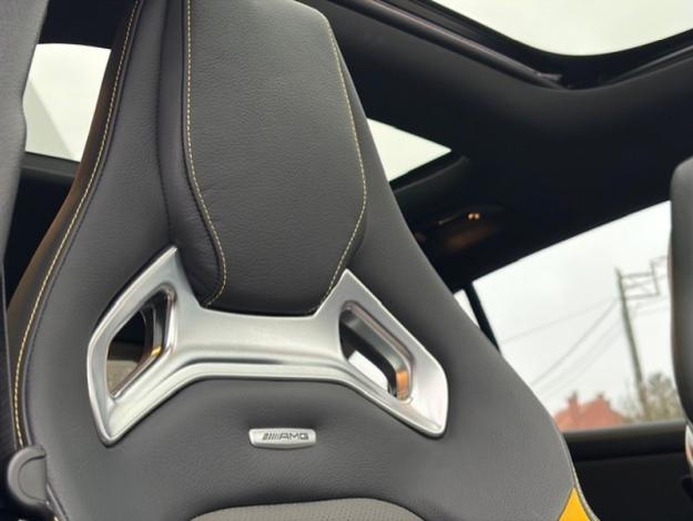 MERCEDES-BENZ GLA 45 S AMG Sièges Perf Toit Pano 4matic+  