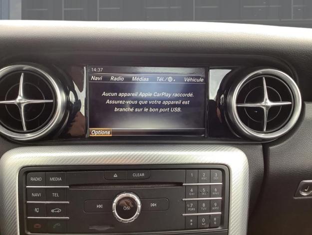 MERCEDES-BENZ SLC 180 AMG Line  