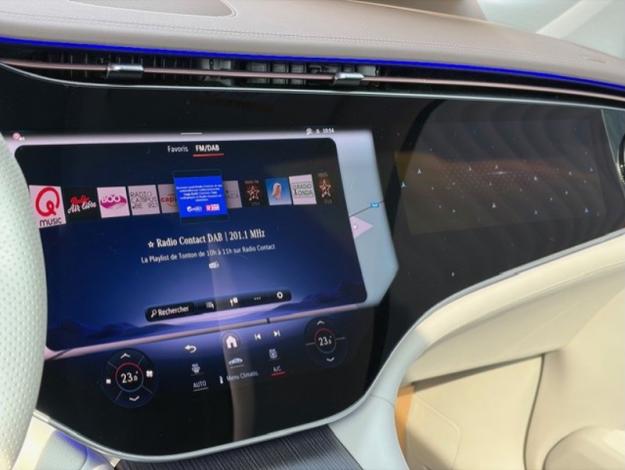 MERCEDES-BENZ EQE EQE 300 SUV