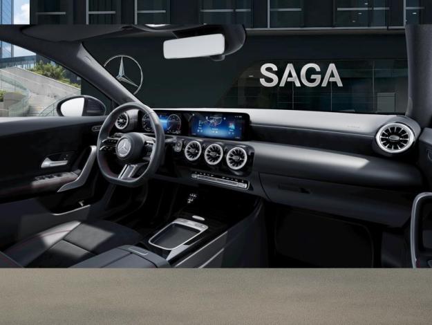 MERCEDES-BENZ A 180 d AMG Line  