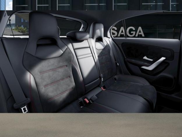 MERCEDES-BENZ A 180 d AMG Line  