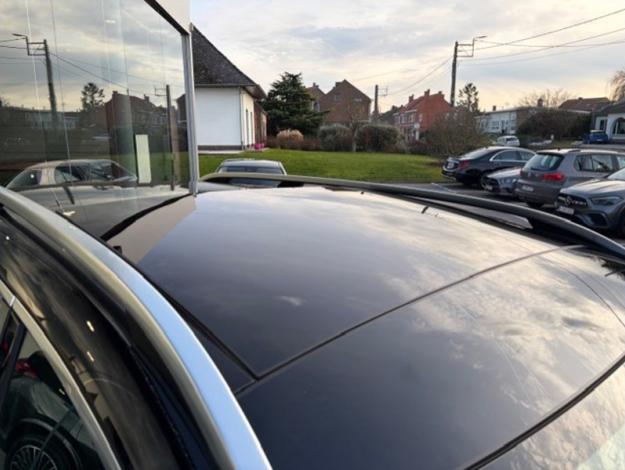 MERCEDES-BENZ GLE 300 d 4M Toit Pano  