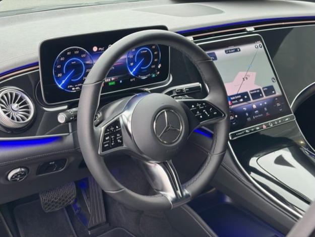 MERCEDES-BENZ EQE 300 Berline AMG Pack Night  