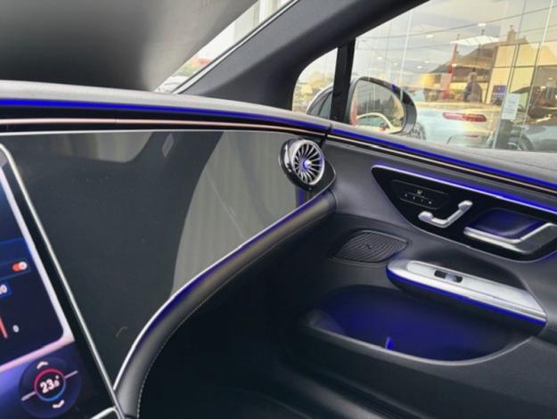 MERCEDES-BENZ EQE 300 Berline AMG Pack Night  