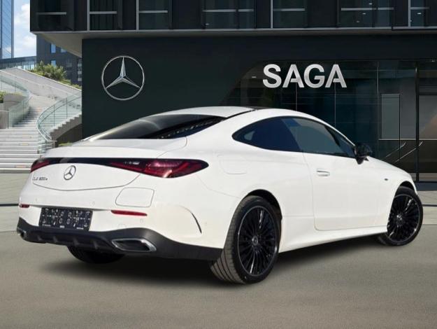 MERCEDES-BENZ CLE 300 e Coupé AMG Line Pano Burmester  