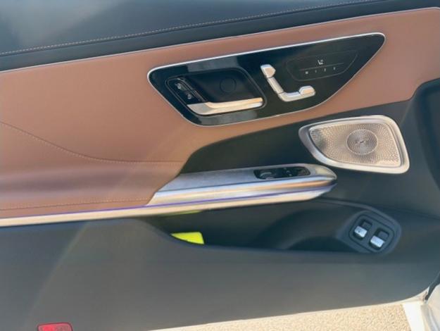 MERCEDES-BENZ CLE 300 e Coupé AMG Line Pano Burmester  