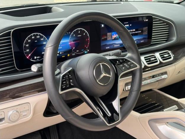 MERCEDES-BENZ GLE-Klasse GLE 300 d 4MATIC Off-Roader