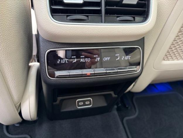 MERCEDES-BENZ GLE-Klasse GLE 300 d 4MATIC Off-Roader