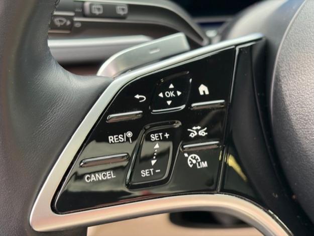 MERCEDES-BENZ GLE-Klasse GLE 300 d 4MATIC Off-Roader