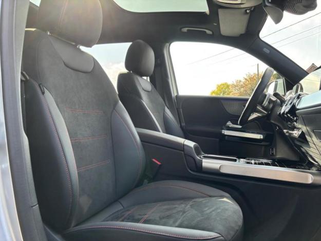 MERCEDES-BENZ EQB EQB 300 4MATIC