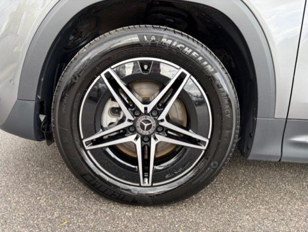 MERCEDES-BENZ EQB 300 4MATIC AMG Line  