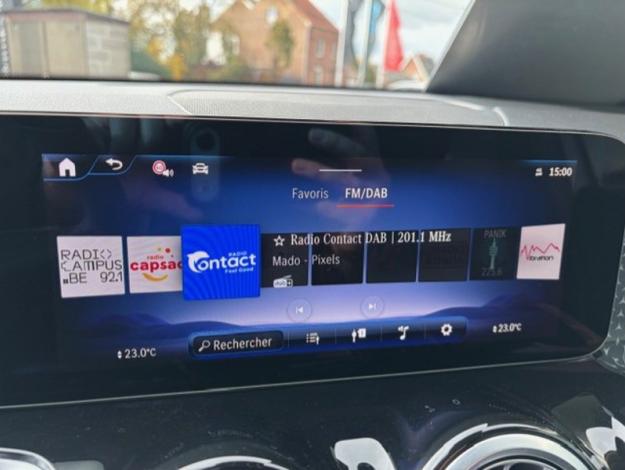 MERCEDES-BENZ EQB 300 4MATIC Luxury Line Facelift  