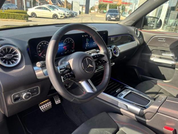 MERCEDES-BENZ GLB 180 AMG Line Facelift  