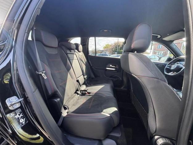 MERCEDES-BENZ GLB 180 AMG Line Facelift  
