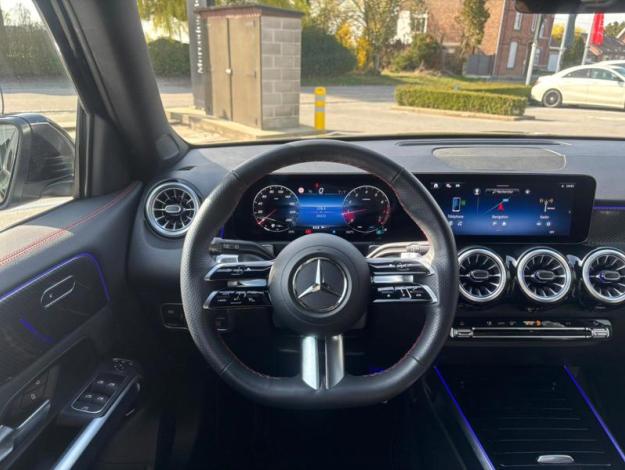 MERCEDES-BENZ GLB 180 AMG Line Facelift  