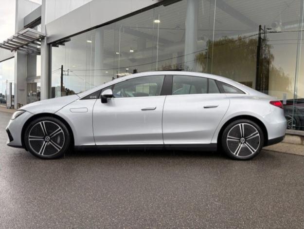 MERCEDES-BENZ EQE 300 Berline HyperScreen Pano Burmester  