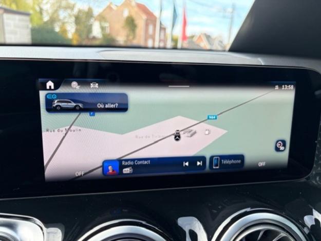 MERCEDES-BENZ EQB 250 + Luxury Line Facelift  