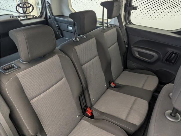 TOYOTA Proace City Verso 1.5 MEDIUM 130 D-4D DYNAMIC  BVA  7PLACES