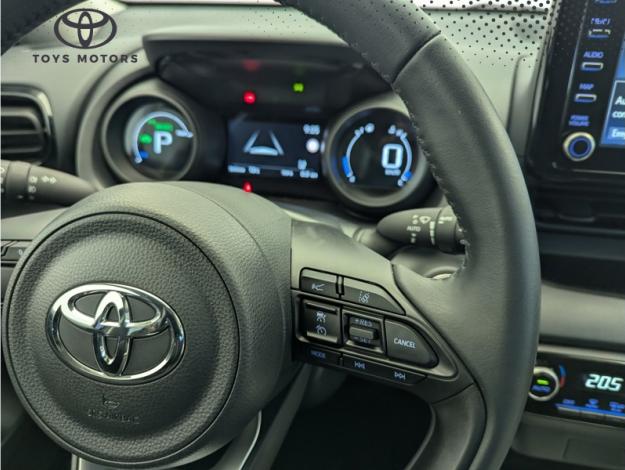 TOYOTA Yaris Hybride 116h Design  