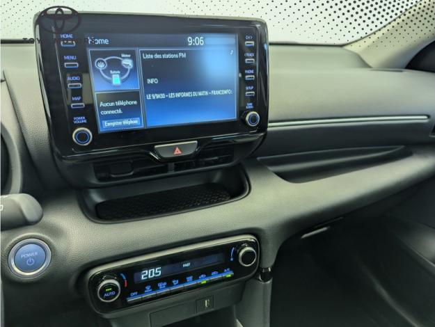 TOYOTA Yaris Hybride 116h Design  