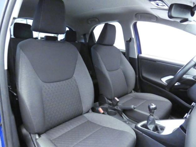 TOYOTA Yaris 120 VVT-i Design  