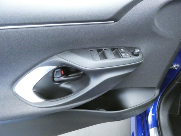 TOYOTA Yaris 120 VVT-i Design  