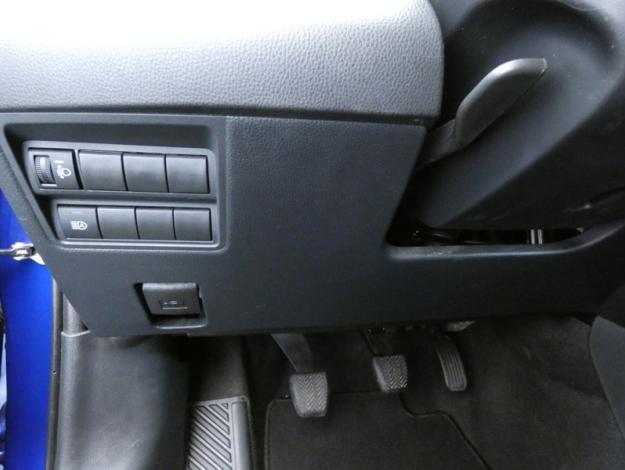 TOYOTA Yaris 120 VVT-i Design  