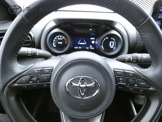 TOYOTA Yaris 120 VVT-i Design  