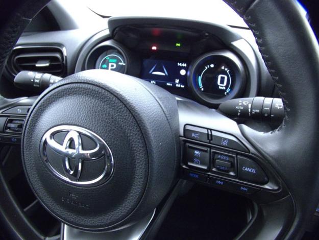 TOYOTA Yaris Hybrid Design  1.5 116 ch 