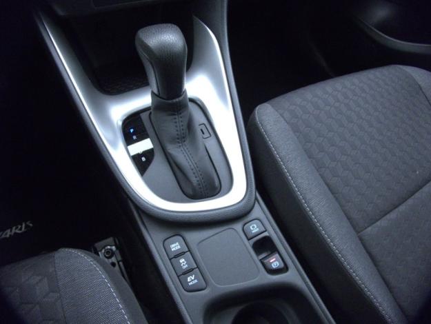 TOYOTA Yaris Hybrid Design  1.5 116 ch 