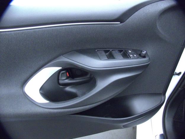 TOYOTA Yaris Hybrid Design  1.5 116 ch 