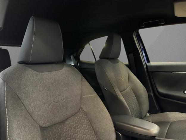 TOYOTA Yaris Cross Hybrid 2WD Design Pack Cargo  