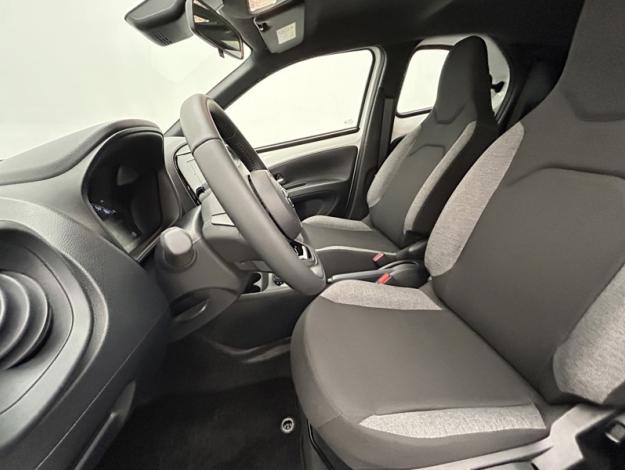 TOYOTA Aygo X 1.0 VVT-i 72 Dynamic  AYGO X 72 CH S CVT DYNAMIC MY24