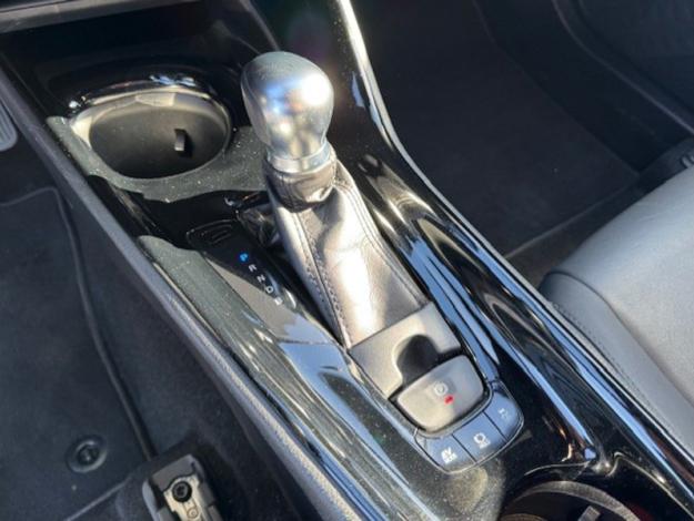 TOYOTA C-HR 1.8 HYBRIDE 122 GRAPHIC  