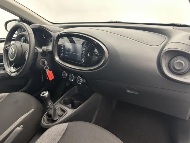 TOYOTA Aygo X 1.0 VVT-i 72 Dynamic   