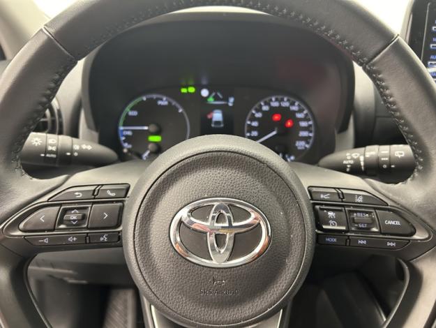 TOYOTA Yaris 116h Dynamic  